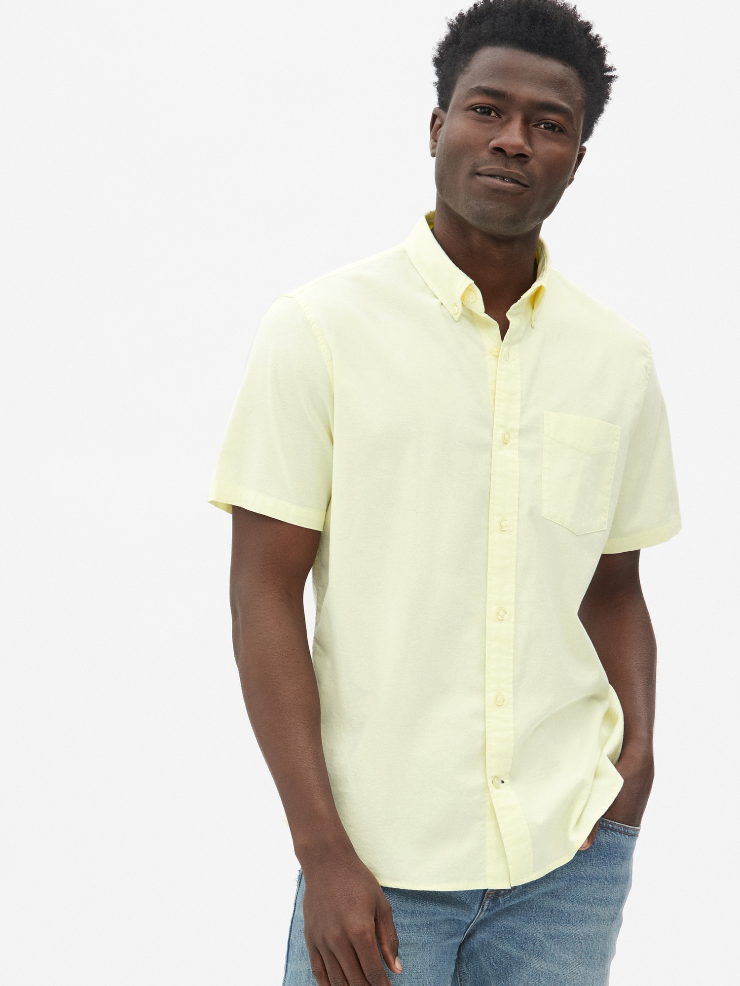 Gap short store sleeve shirt