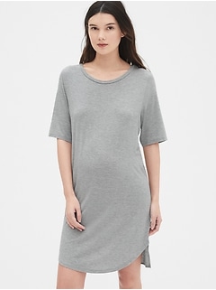 gap maternity maxi dress