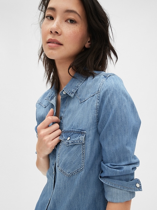 gap denim shirt