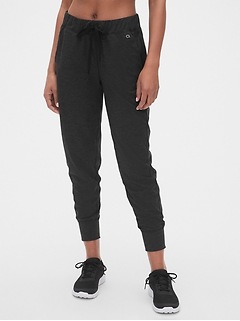 gapfit joggers in brushed jersey