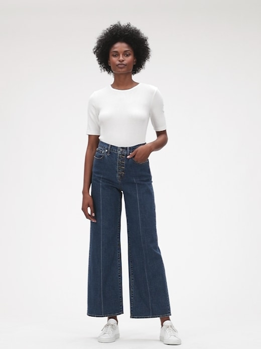 Cool jeans for REAL WOMEN – how New London Jeans found a gap in