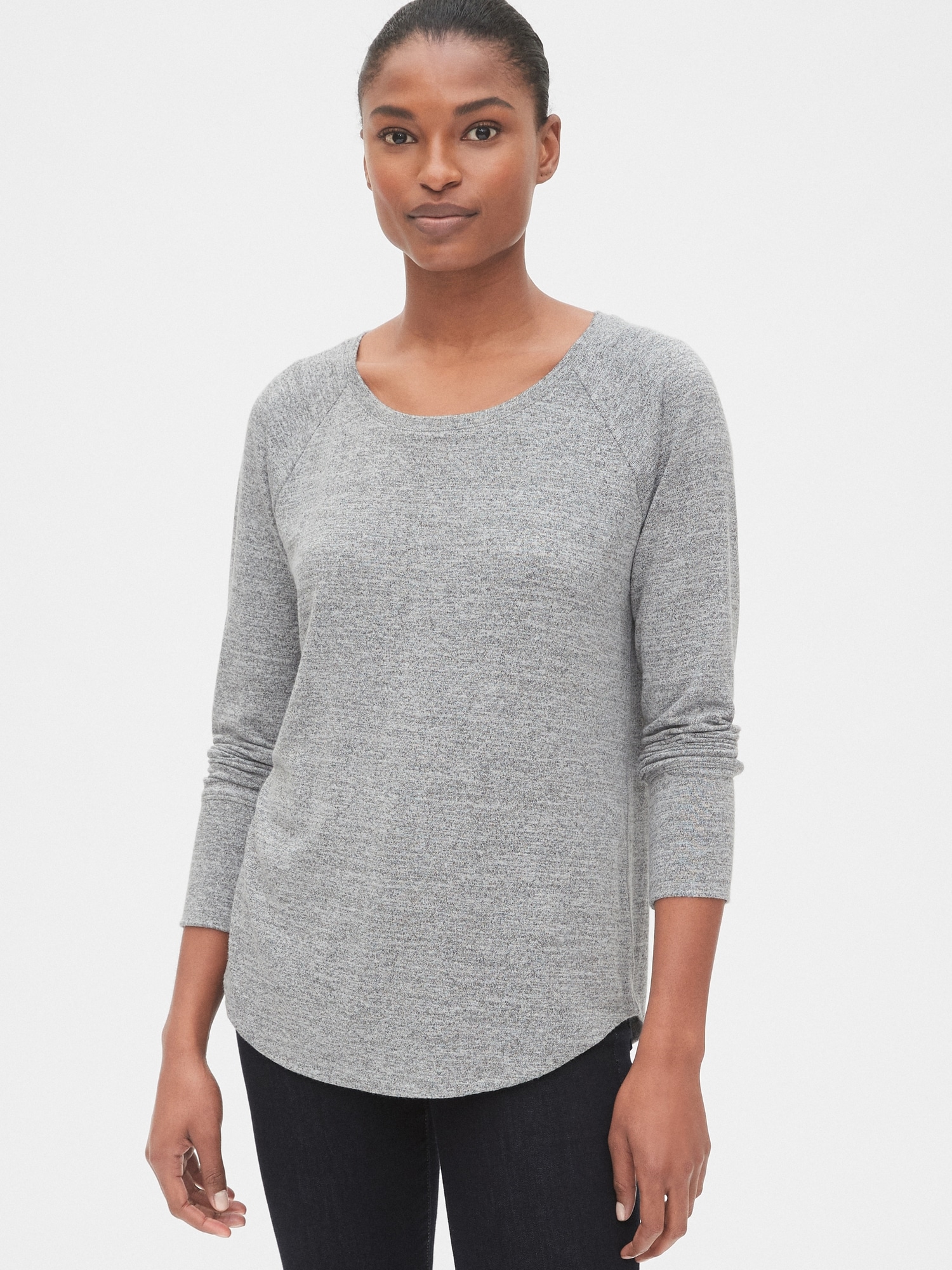 Gap raglan outlet tee