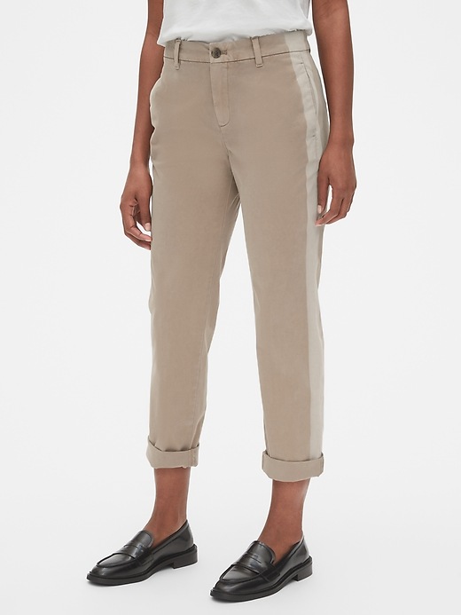 Gap Girlfriend Side-Stripe Chinos with Raw Hem (Khaki Stripe)