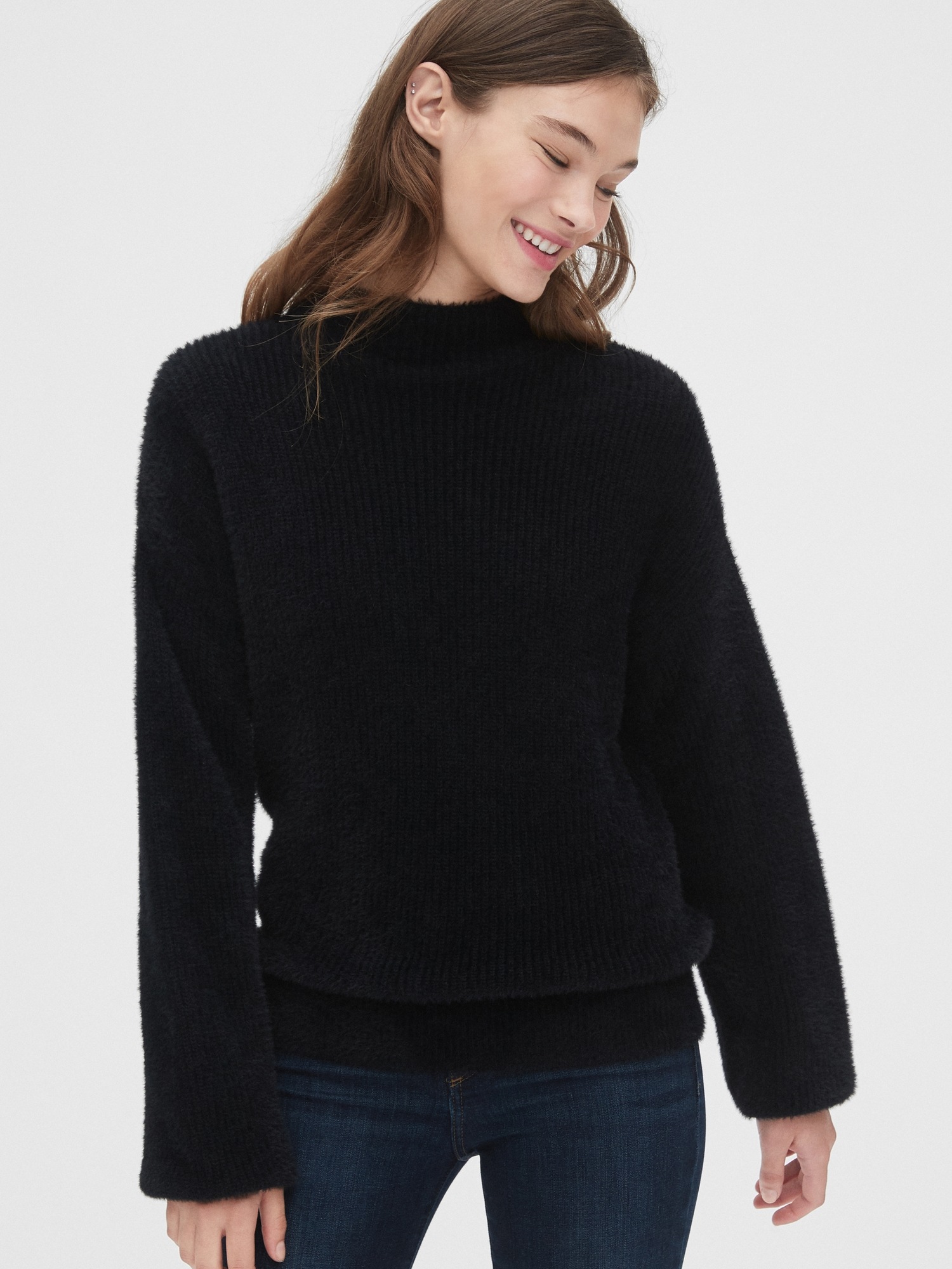 Gap deals fuzzy sweater