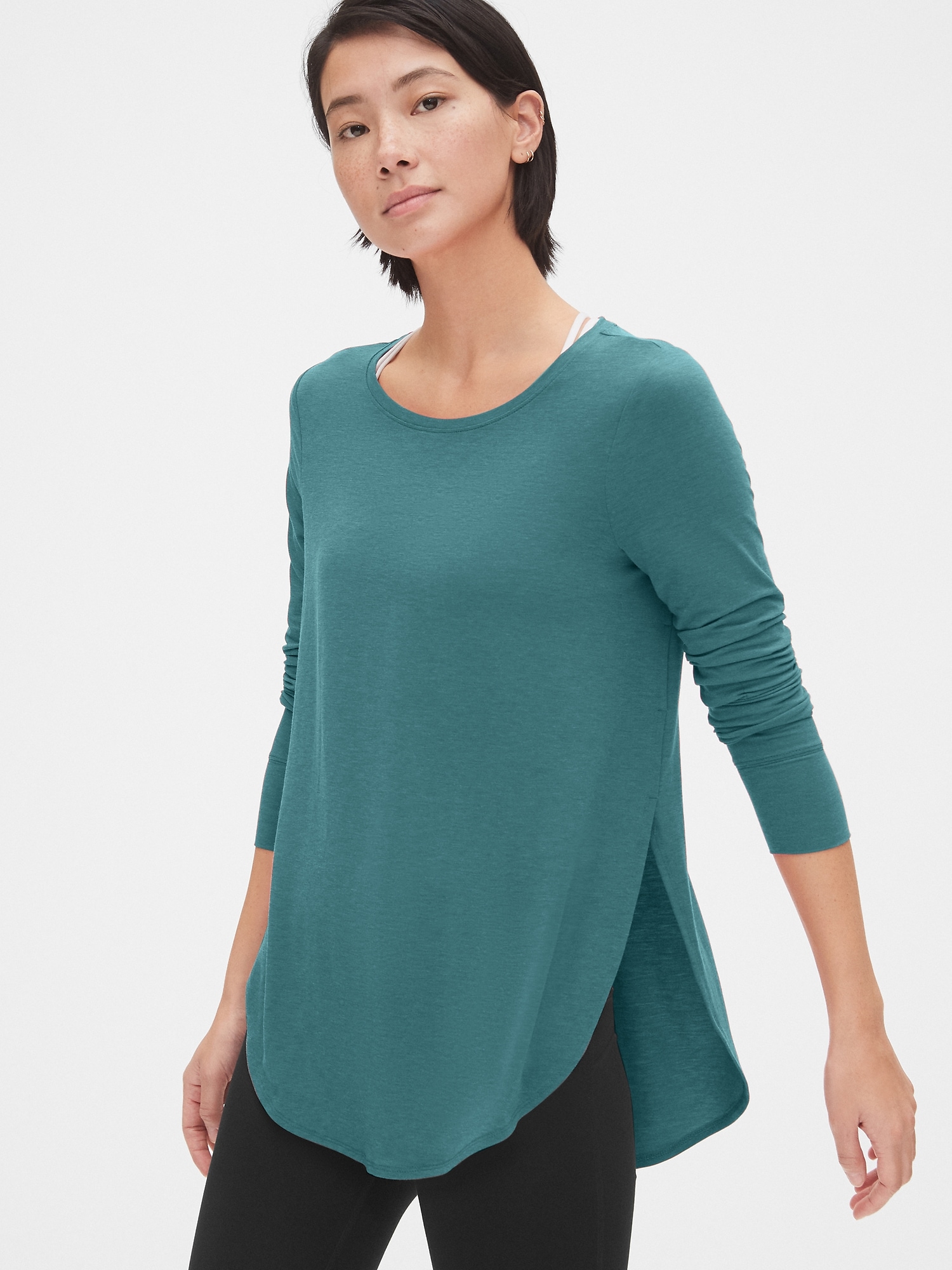 GapFit Breathe Hi-Lo Tunic