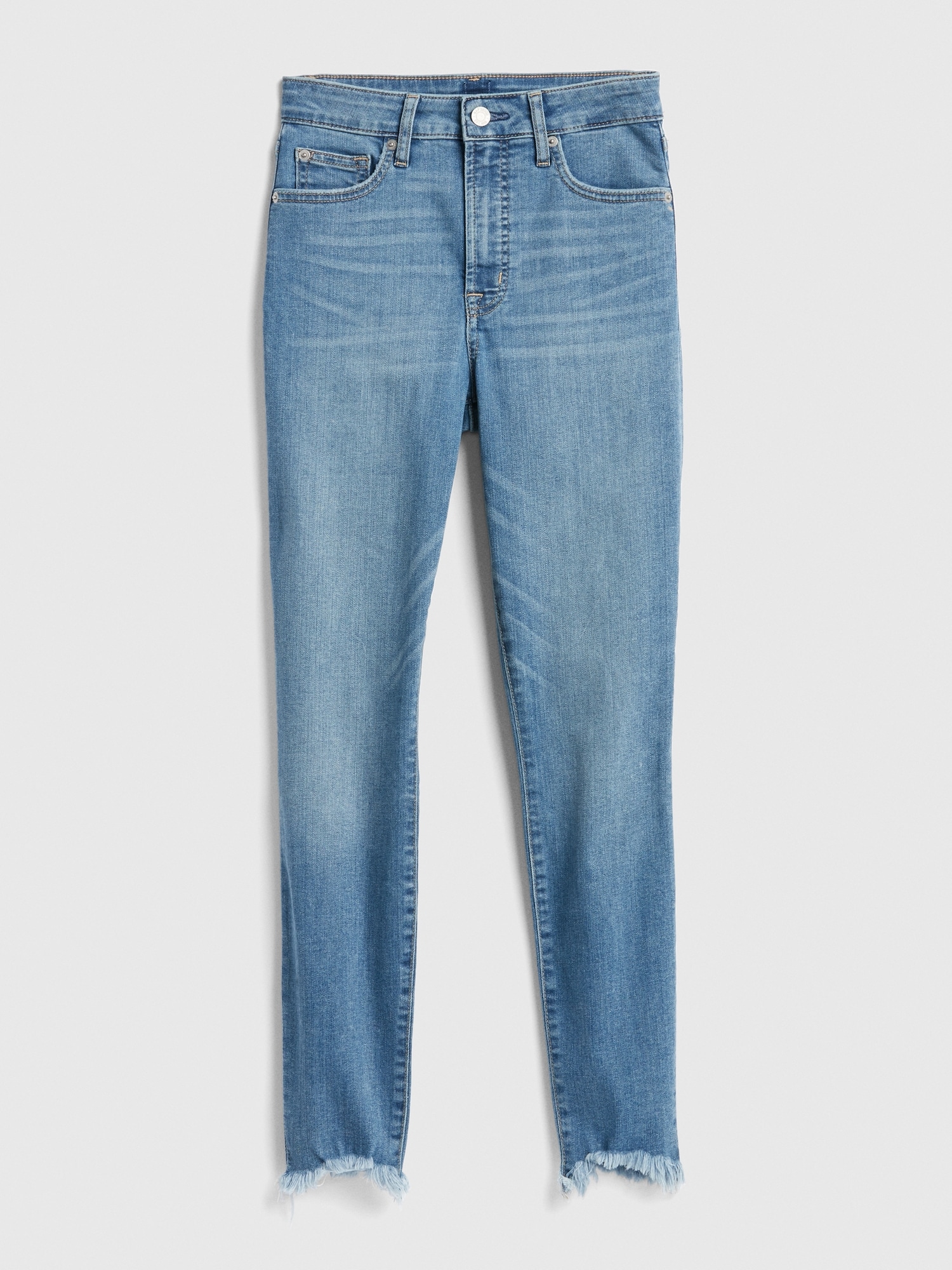GAP uses skinny model to market 'curvy' jeans