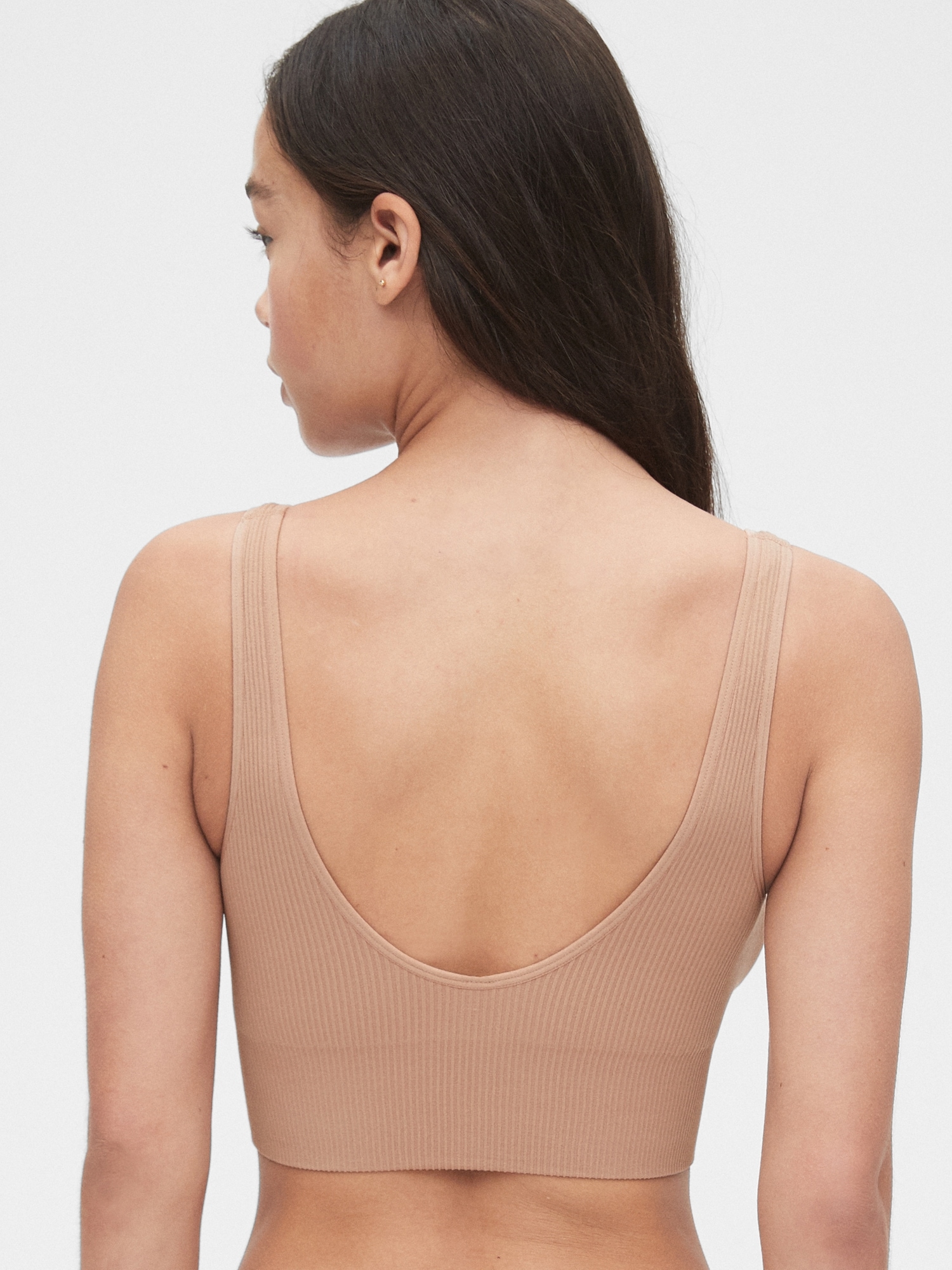 H&M Seamless Ribbed Bra, 31 Comfy Bralettes to Wear All Day, Because  Nobody Likes Pokey Wires