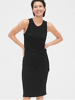 gap black dress