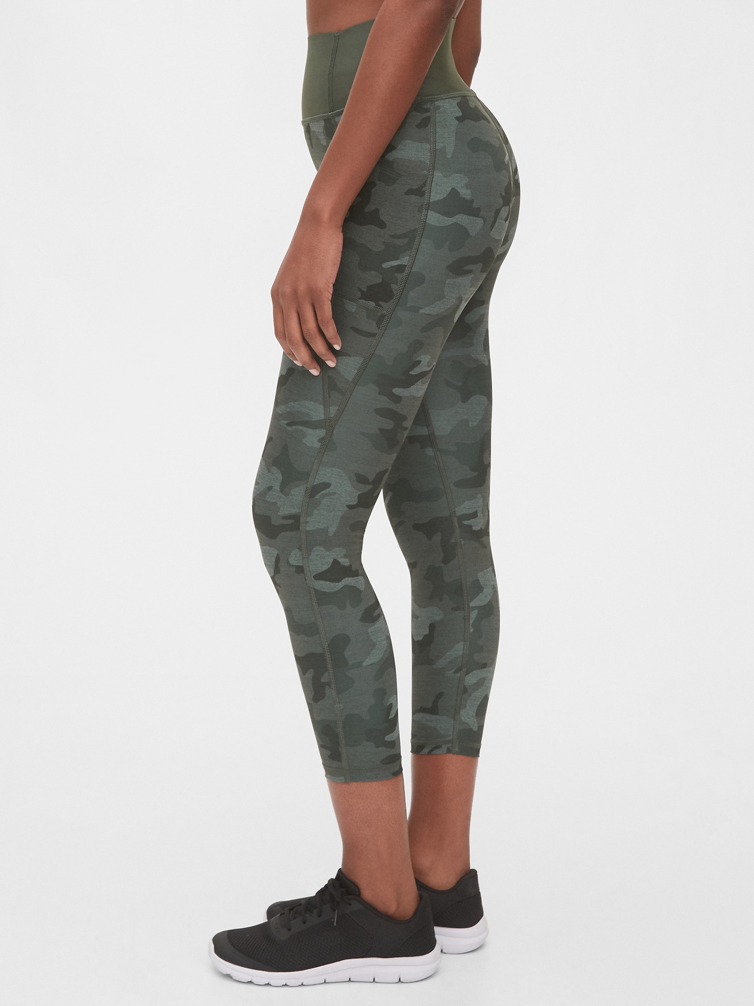 Green Camo Power Leggings with Pockets