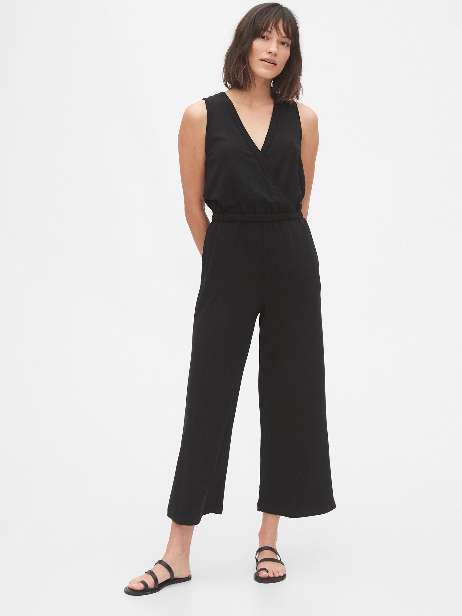 v neck sleeveless jumpsuit