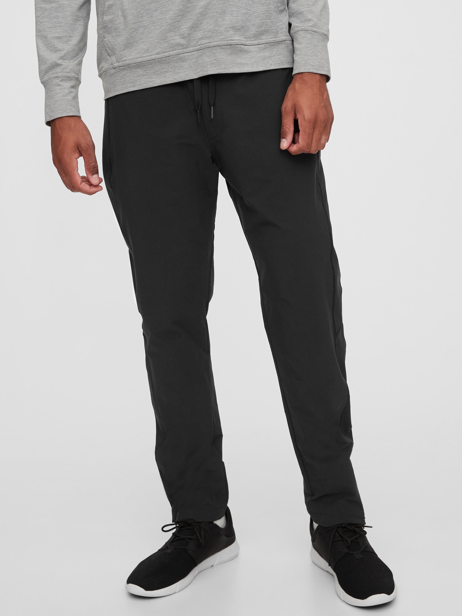 gapfit joggers in brushed jersey