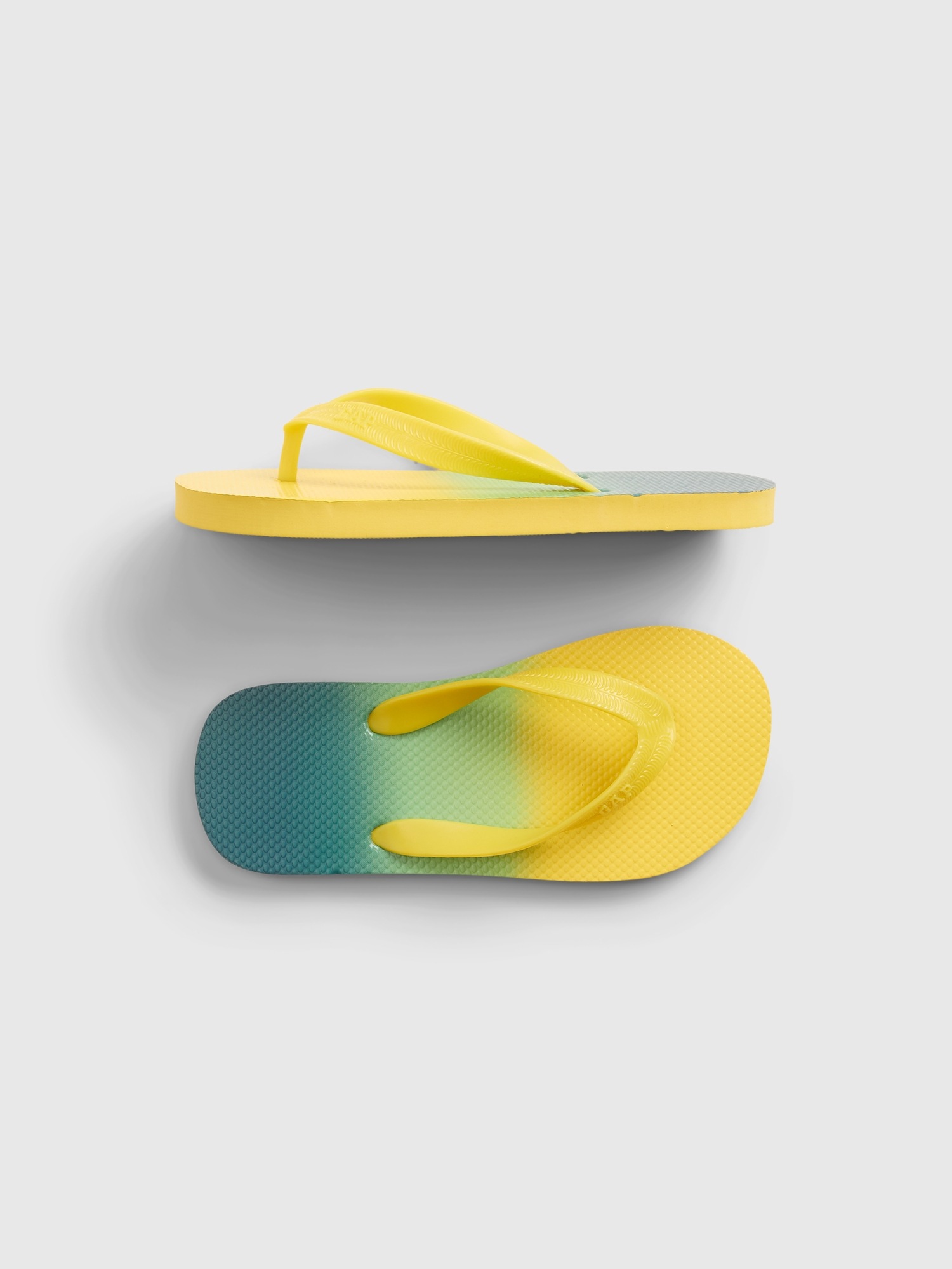 gap flip flops