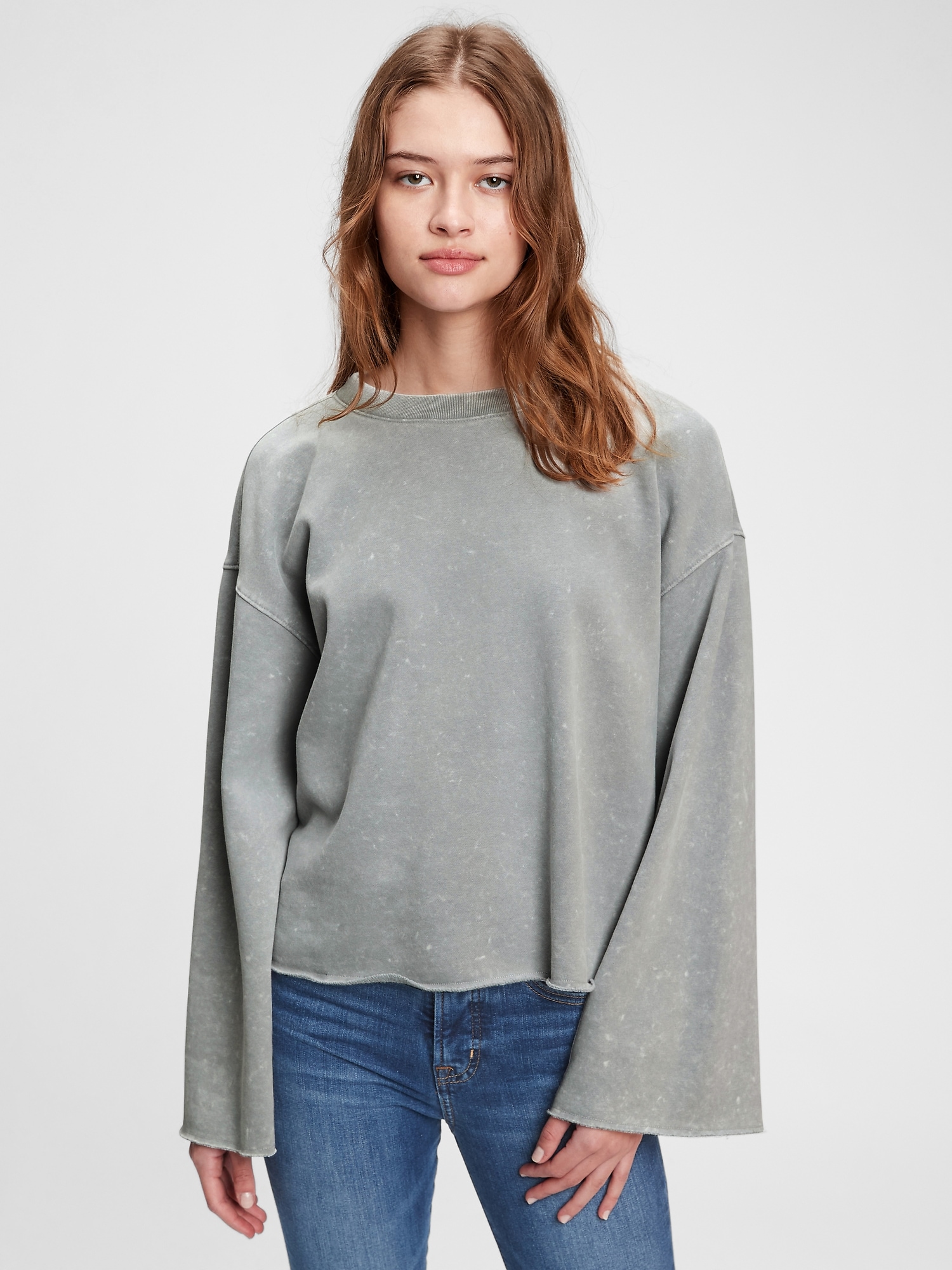 Flare sleeve cheap sweatshirt