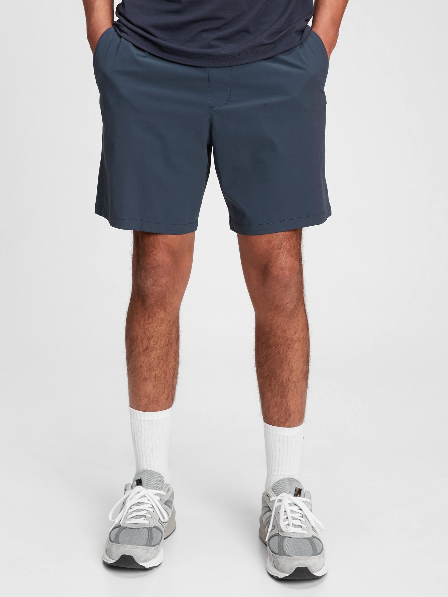 Gap Fit Active Shorts In Dusk Navy
