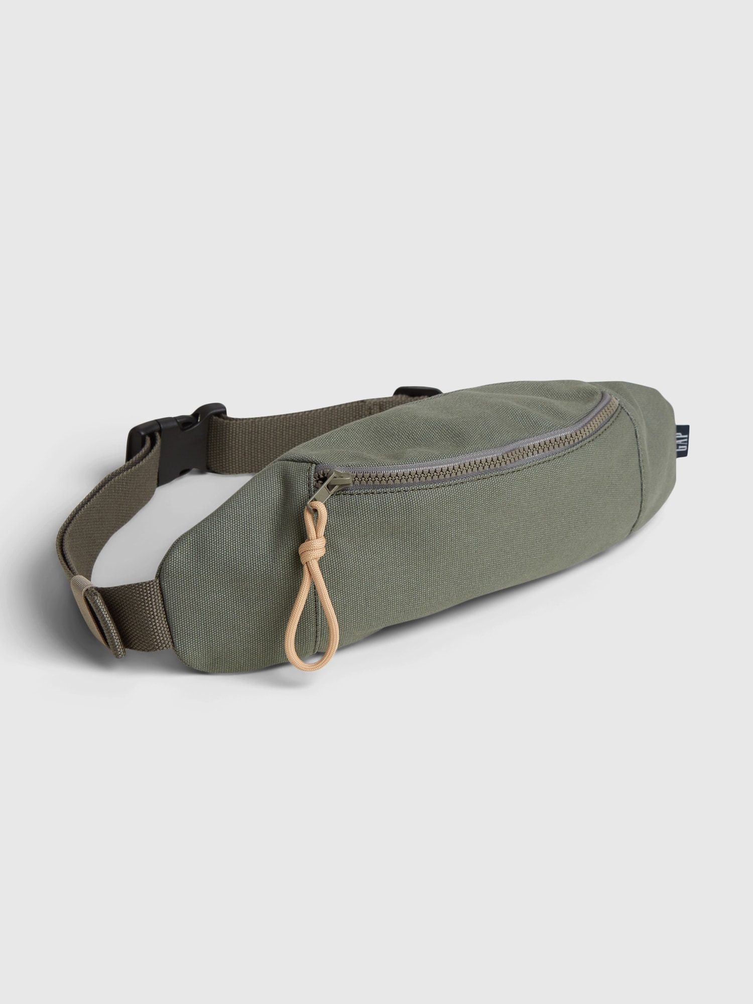 Gap deals fanny pack