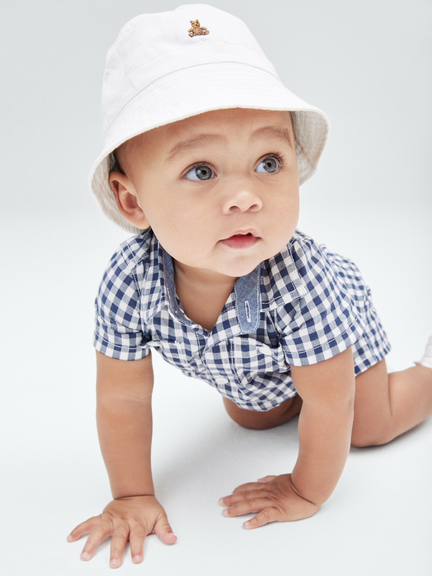 Baby gap shop bucket hat