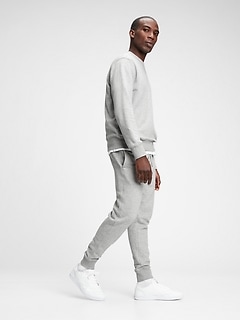 gap cargo joggers mens