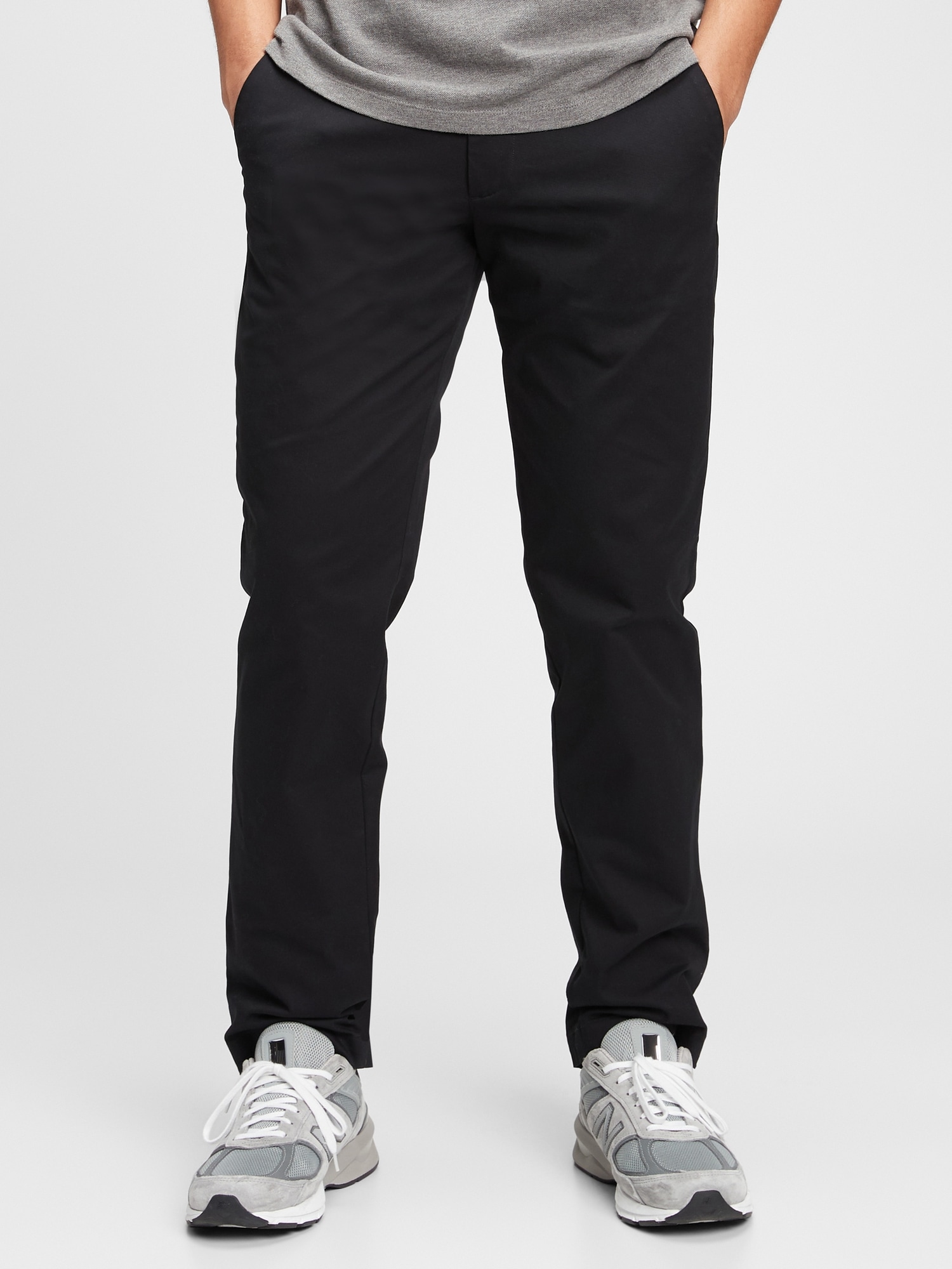 Gap Modern Khakis In Straight Fit With Flex In Black