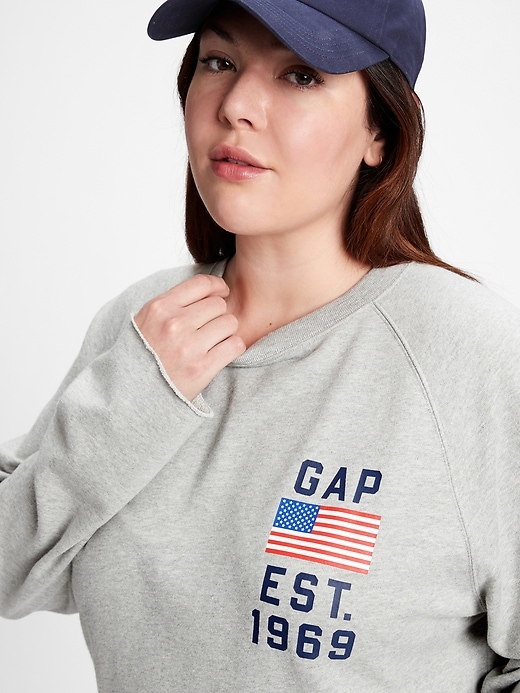 Image number 6 showing, Gap Logo Raw Hem Crewneck Sweatshirt