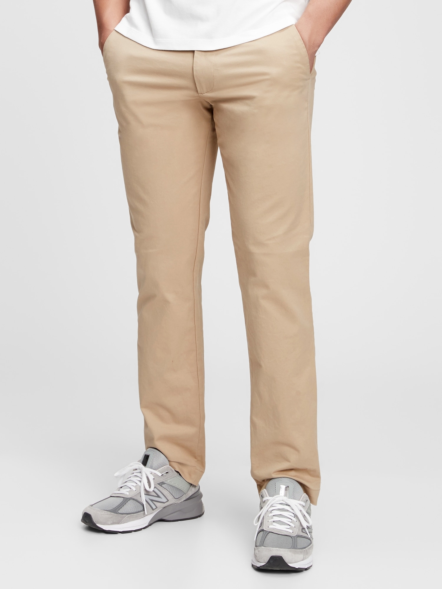 Gap Modern Khakis In Straight Fit With Flex