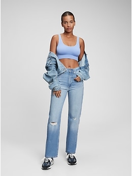 GAP High rise destructed '90s loose jeans dropping tonight, at 8pm.  @theweartrend.live #gap #denim