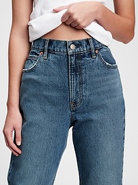 sky high rise mom jeans with washwell