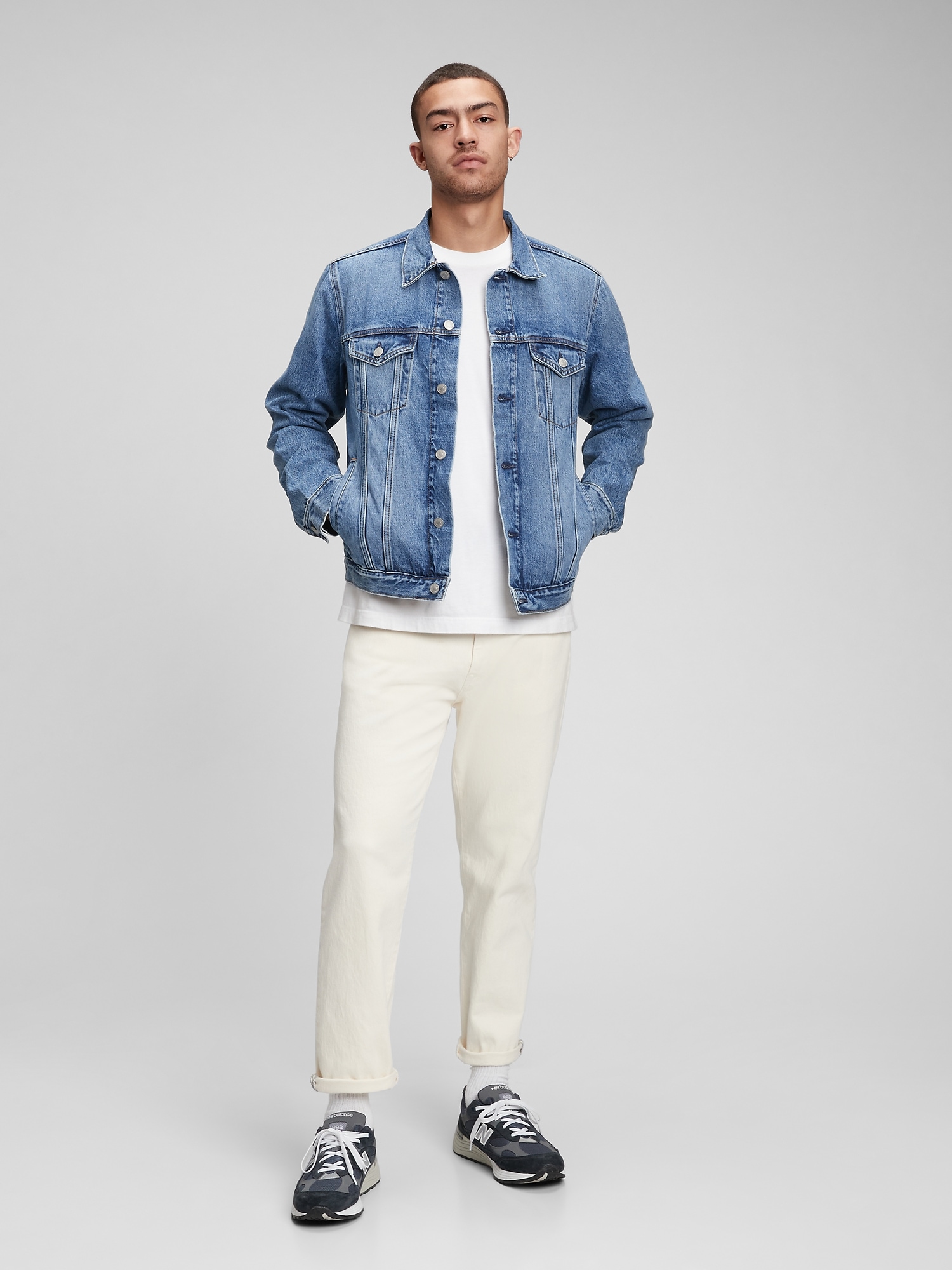 Jean Jacket Outfits for Men: Master Denim Style