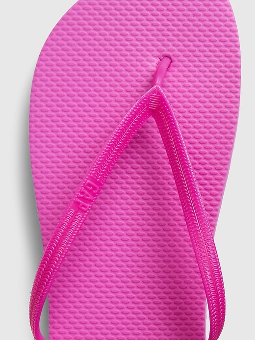 Partially Plant-Based Flip Flops | Gap