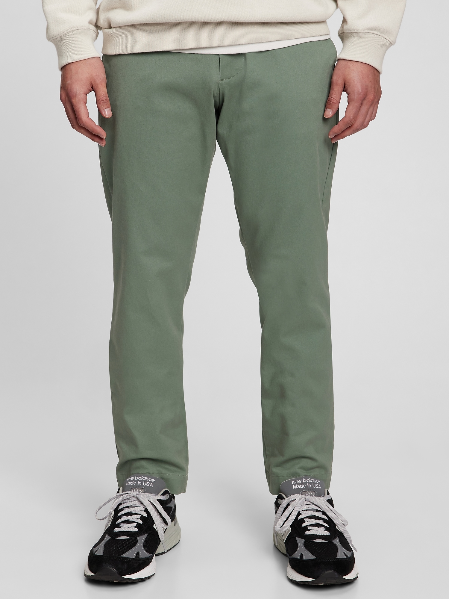 gap athletic khakis