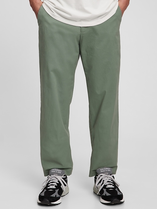 Gap Modern Khakis in Straight Fit with GapFlex green - 472757292