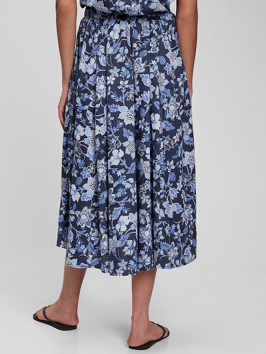 Image number 2 showing, Hi-Low Pull-On Midi Skirt