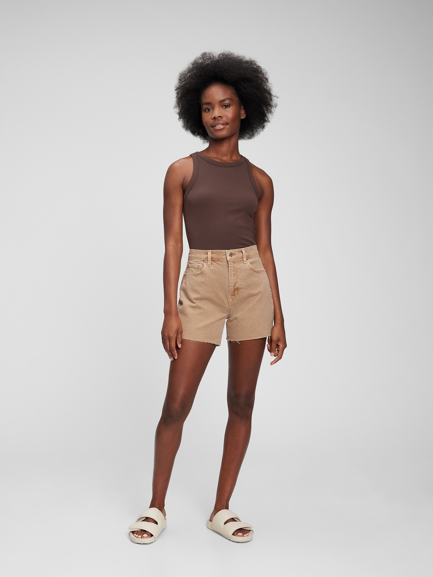 Women's Long Shorts: Shop Mid Length Shorts | Levi's® US