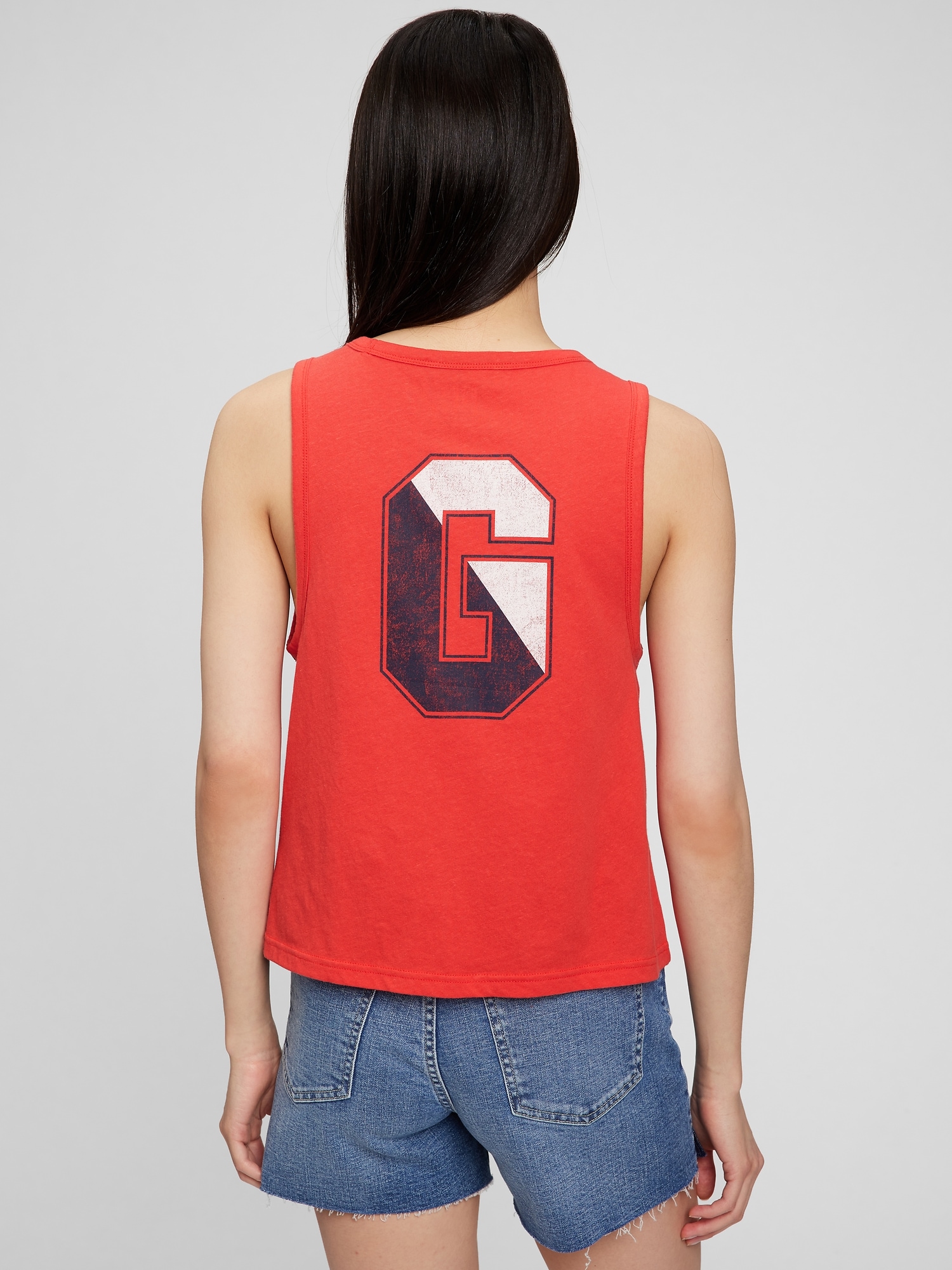 gap red tank top