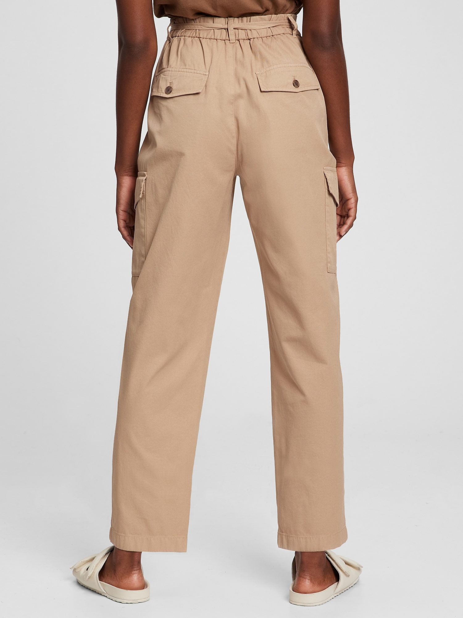 456-Gap tan pants size 8R Gap tan pants size 8R 16 inches waist