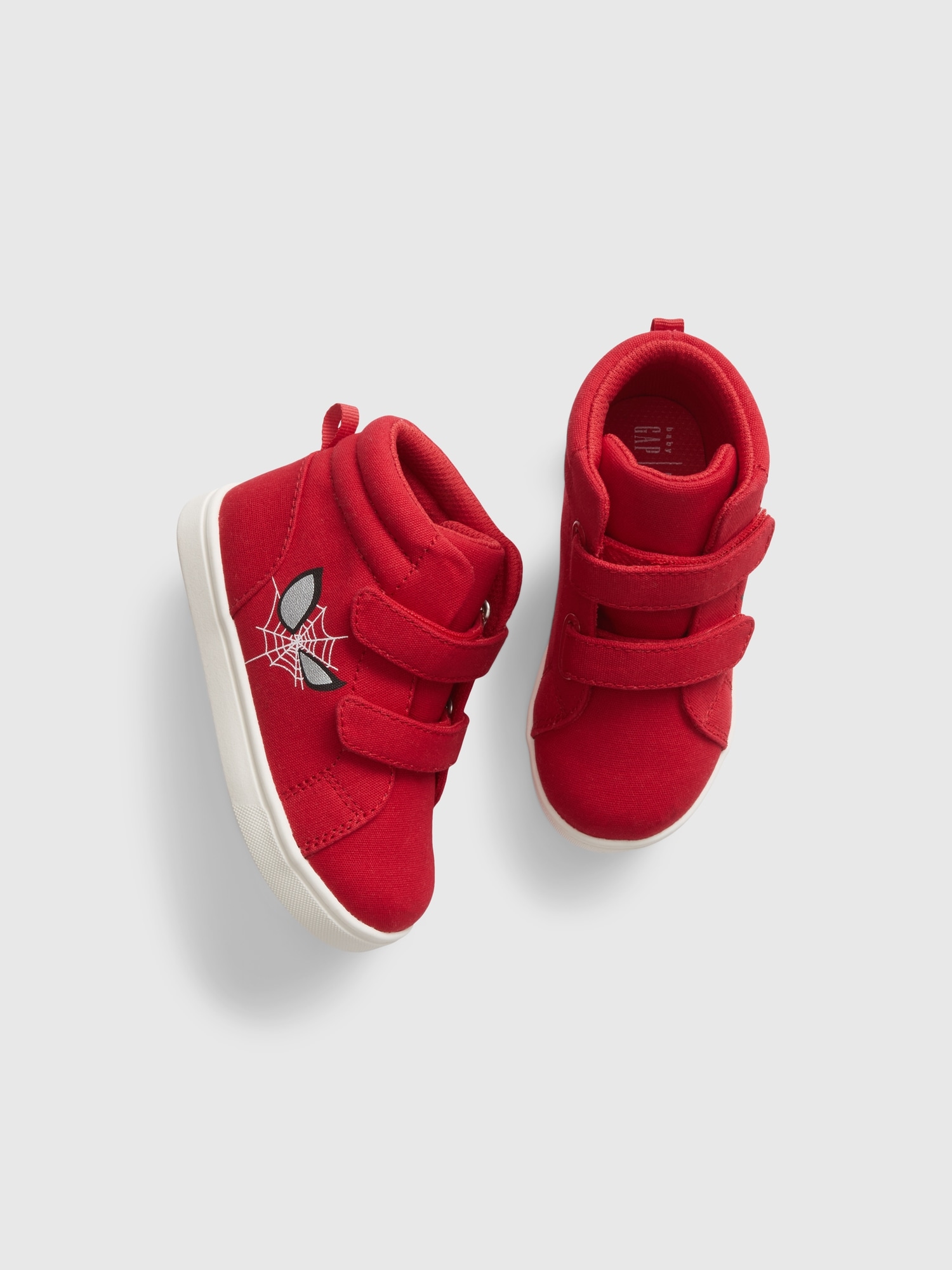 Baby deals gap sneakers