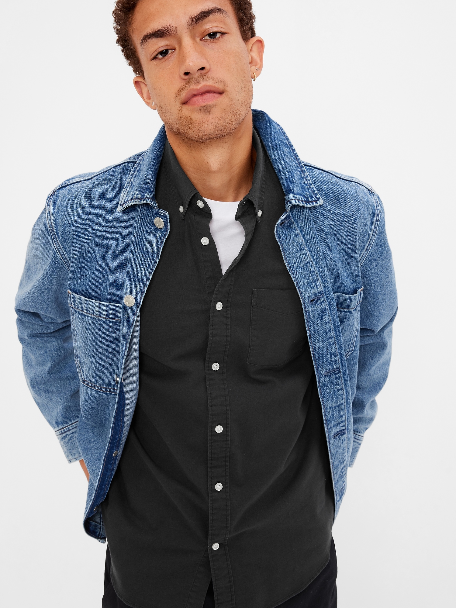 Gap Classic Oxford Shirt In Standard Fit With In-conversion Cotton In Moonless Night