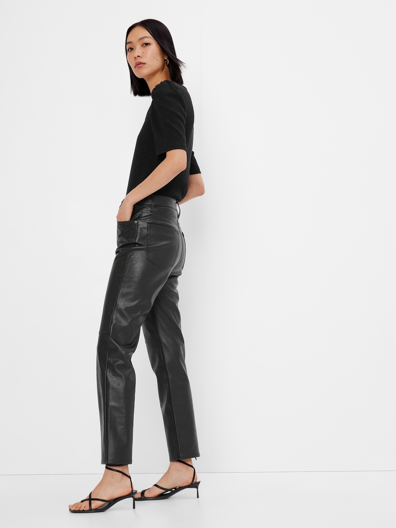 Gap Sky High Rise Faux-leather Cheeky Straight Jeans In Black