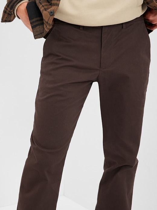Modern Khakis in Straight Fit with GapFlex, Gap