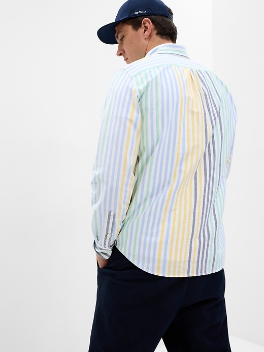 Image number 2 showing, Classic Oxford Shirt in Standard Fit
