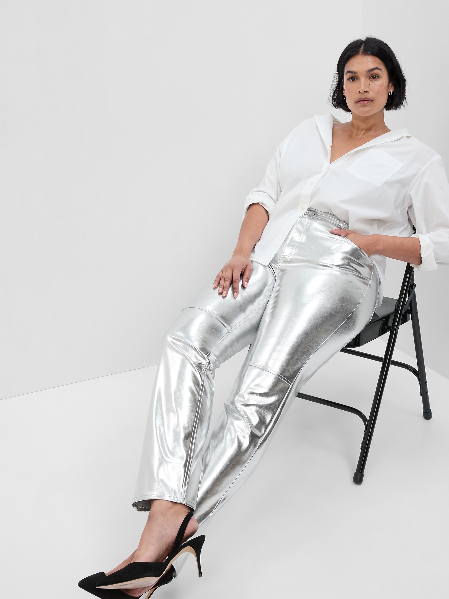 Straight Fit Silver Metalic Ankle Length Leggings at Rs 225 in New
