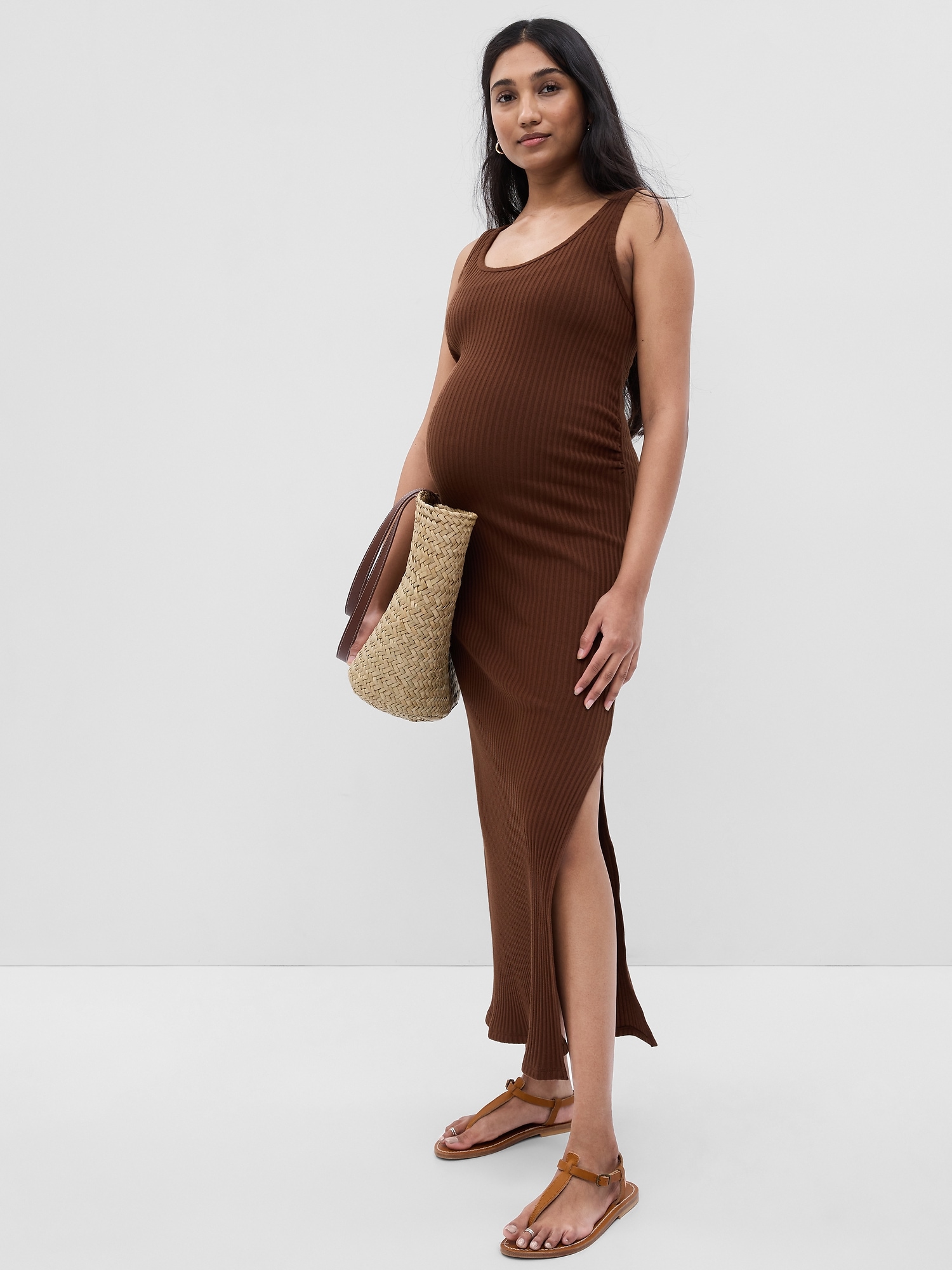 Best Maternity Photoshoot Dress Picks 2024 - Today's Parent