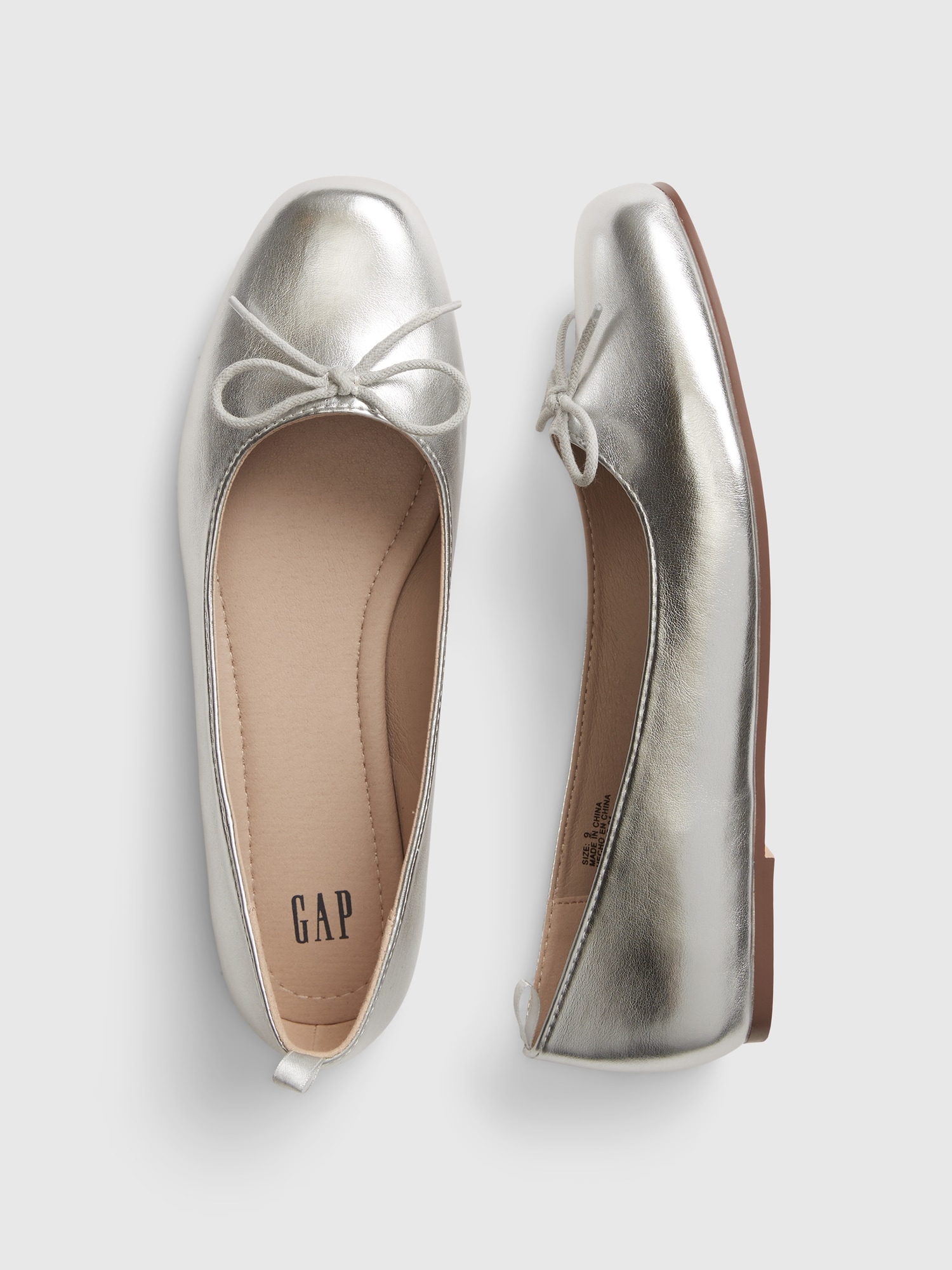 Silver Ballet Flats in Different Seasons
