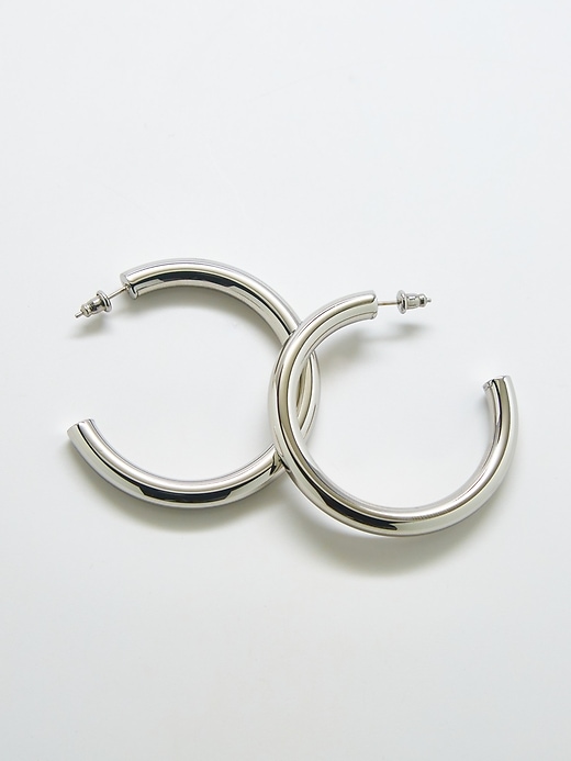 Image number 3 showing, Medium Silver Hoop Earrings