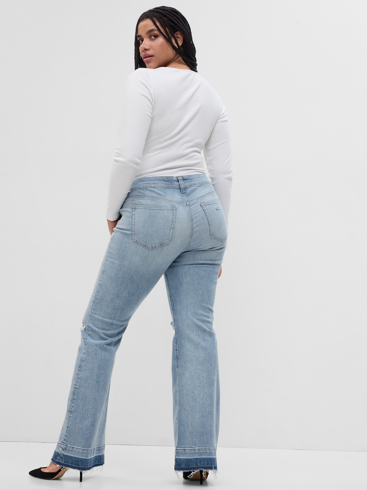 Low Rise '70s Flare Jeans with Washwell | Gap