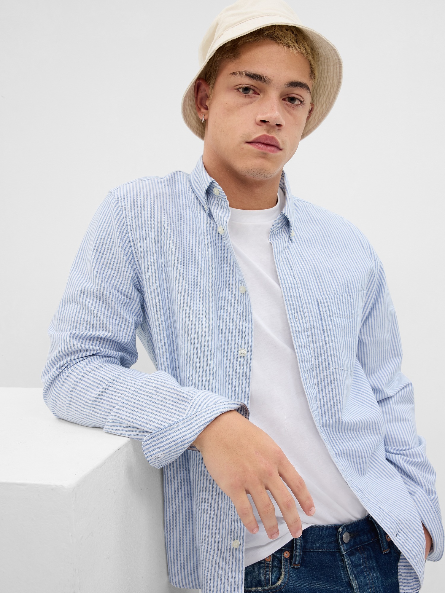 Classic Oxford Shirt in Untucked Fit | Gap