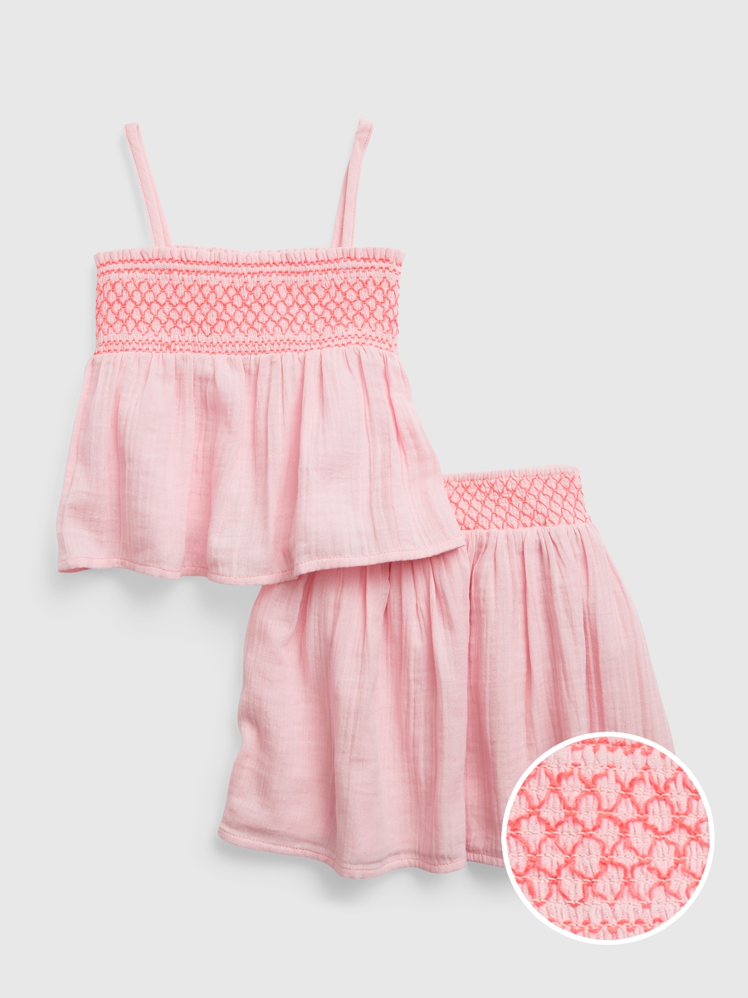 Gap Toddler Crinkle Gauze Smocked Outfit Set pink. 1