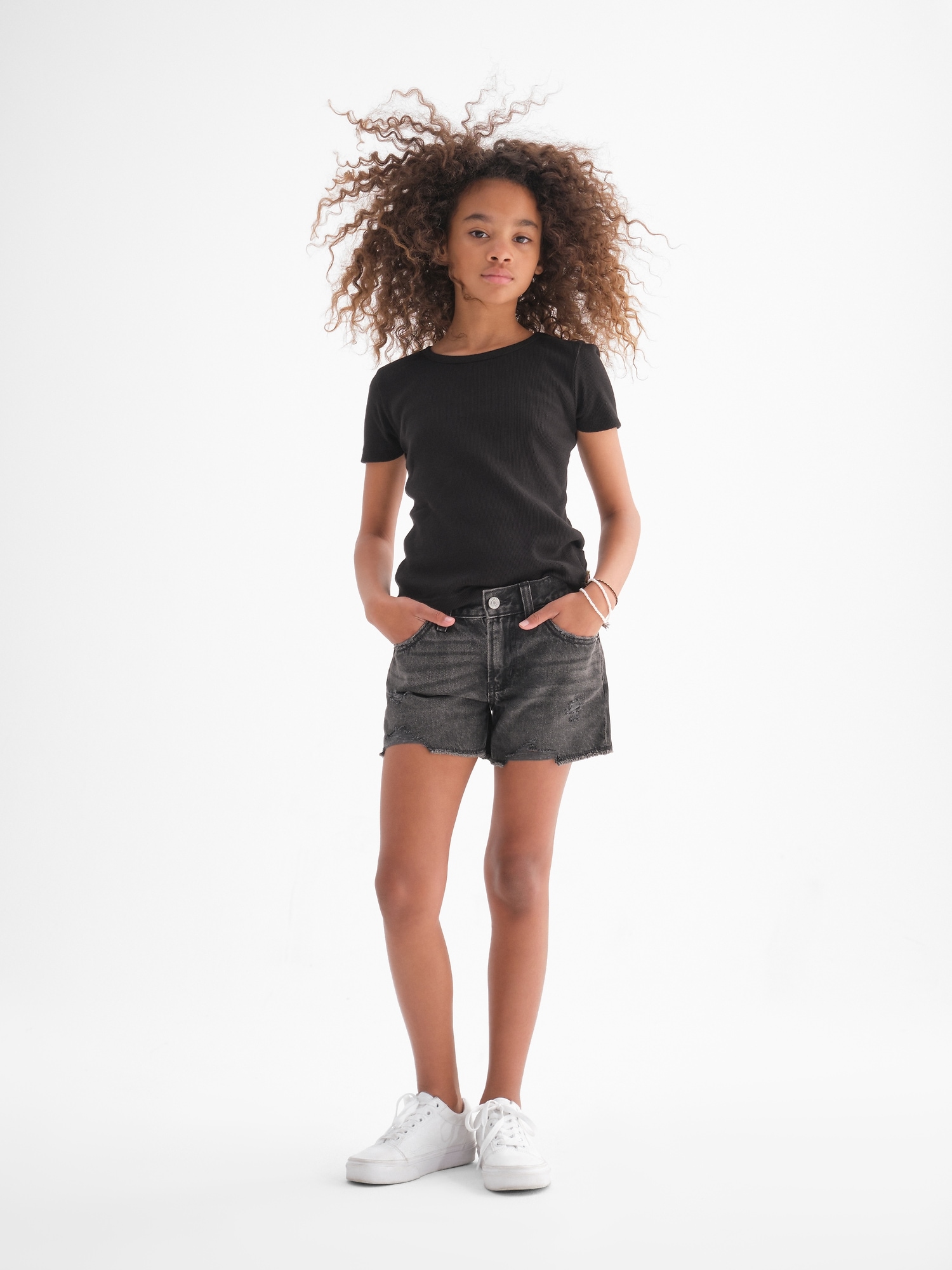 Gap Kids Low Stride Denim Shorts with Washwell black. 1