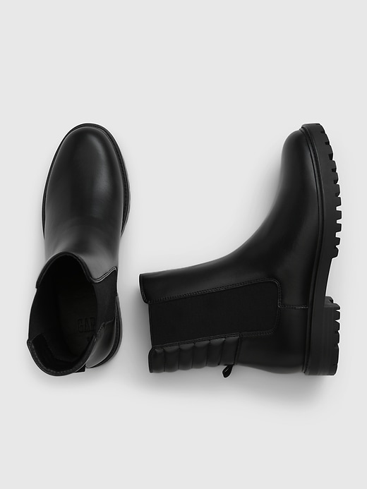 Image number 2 showing, Chelsea Boots