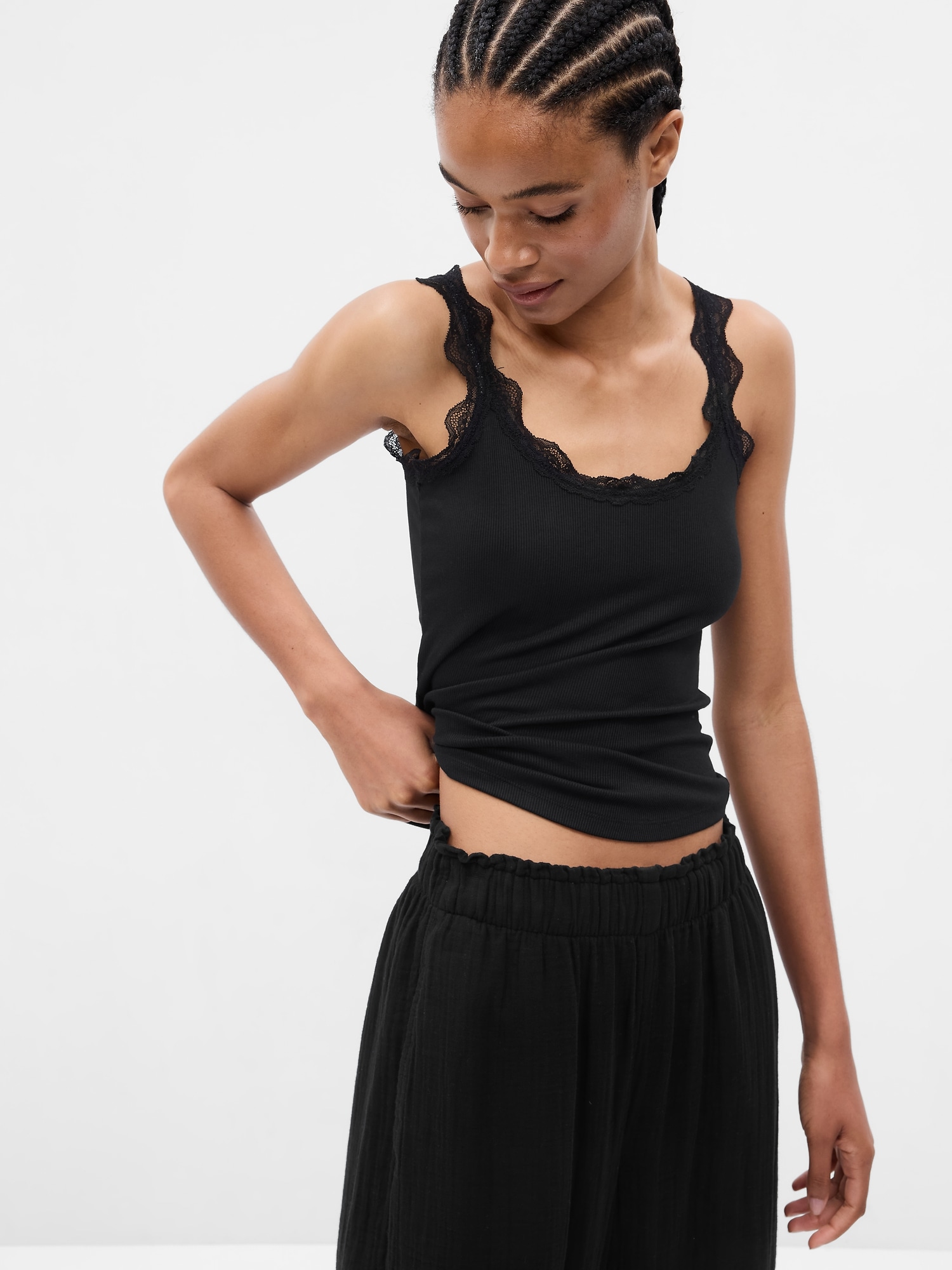 Women's Rib Lace Trim Cami Top in Black