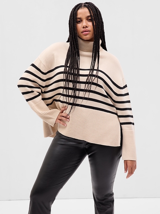 GC Turtleneck Knit Sweater – GrandadsCloset